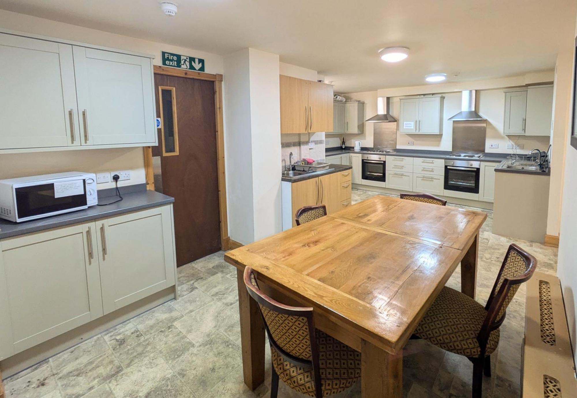 Hollybank - Ensuite Room & Use Of Large Shared Kitchen Ντάμφρις Εξωτερικό φωτογραφία