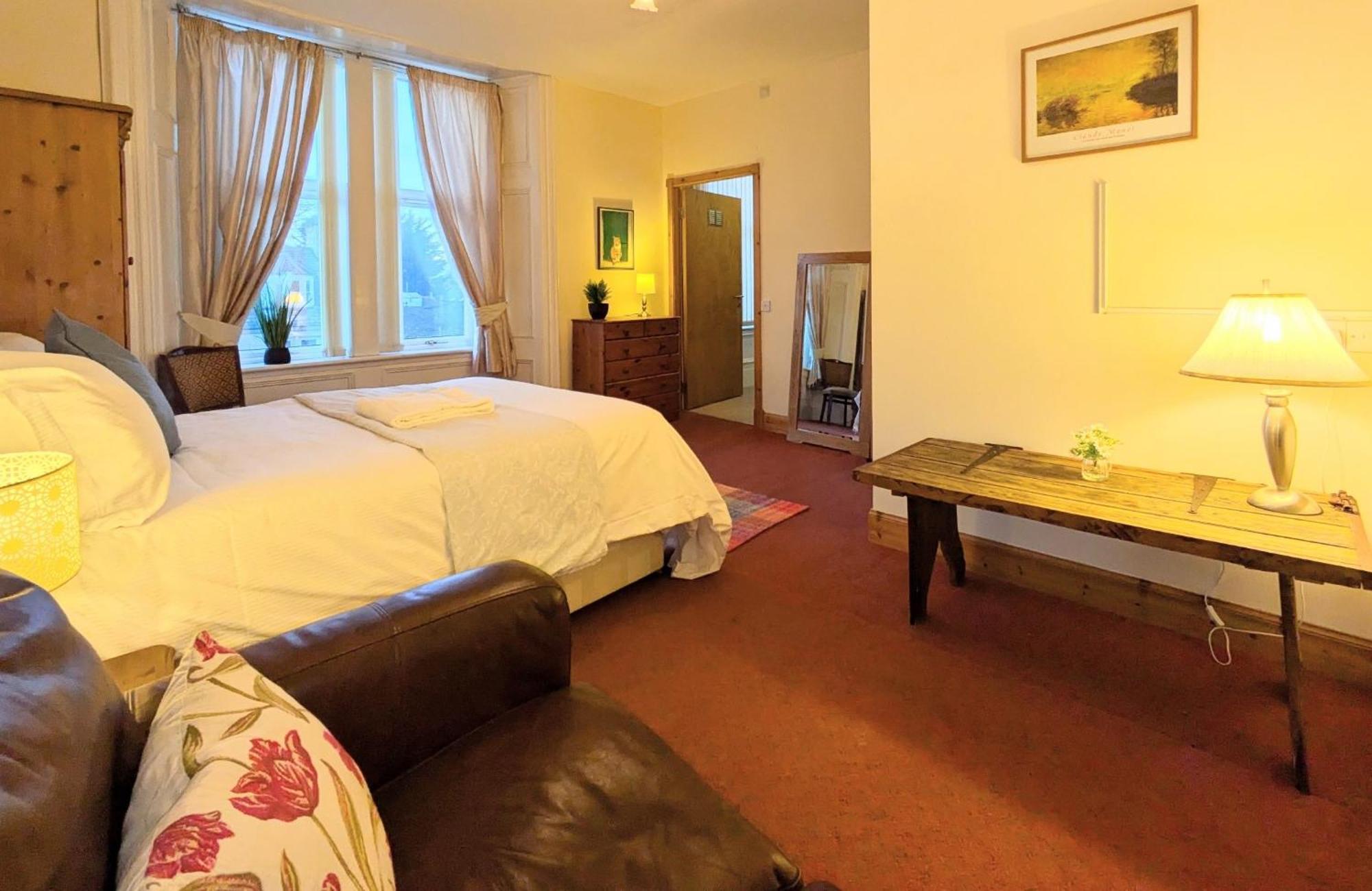 Hollybank - Ensuite Room & Use Of Large Shared Kitchen Ντάμφρις Εξωτερικό φωτογραφία