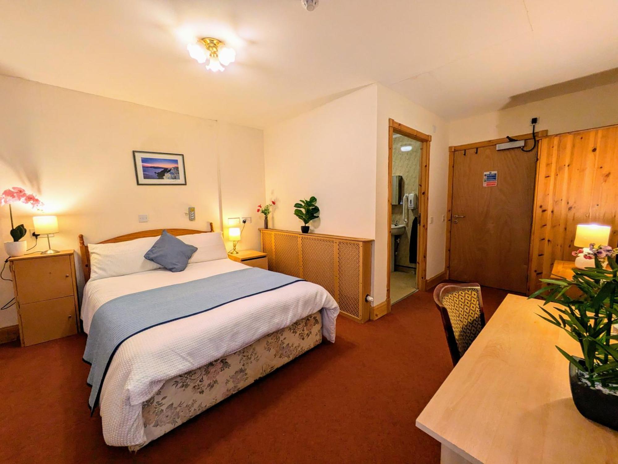Hollybank - Ensuite Room & Use Of Large Shared Kitchen Ντάμφρις Εξωτερικό φωτογραφία